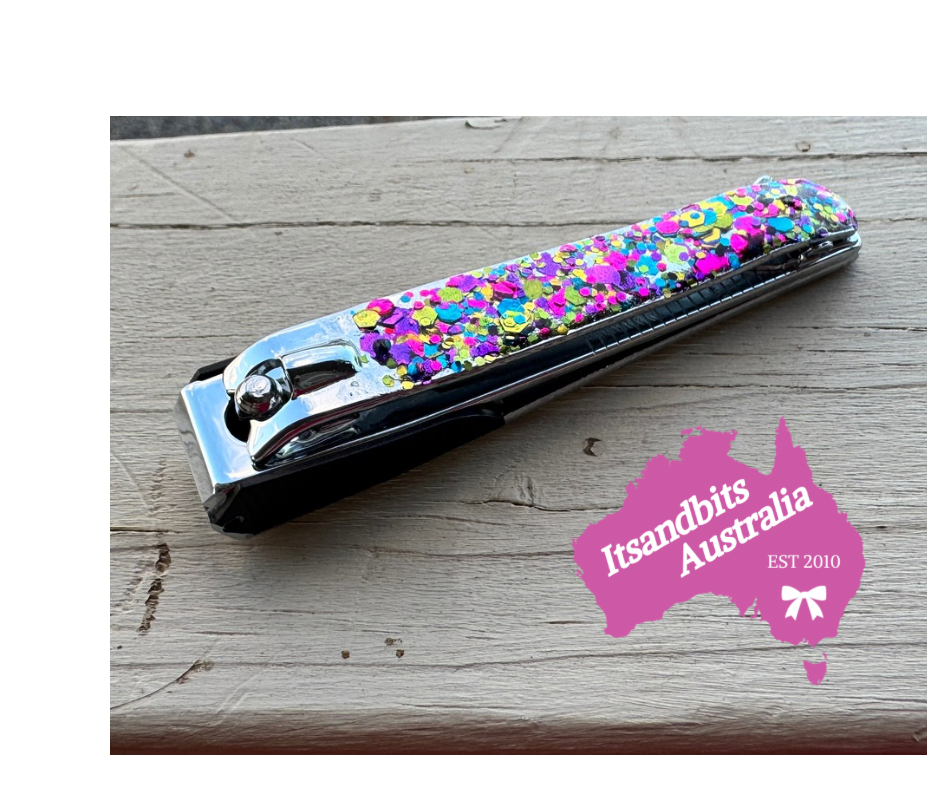 Glitter Resin Large size nail clippers.