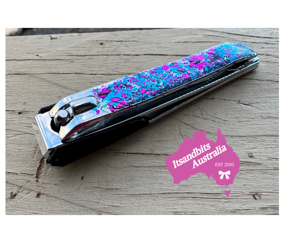 Glitter Resin Large size nail clippers.